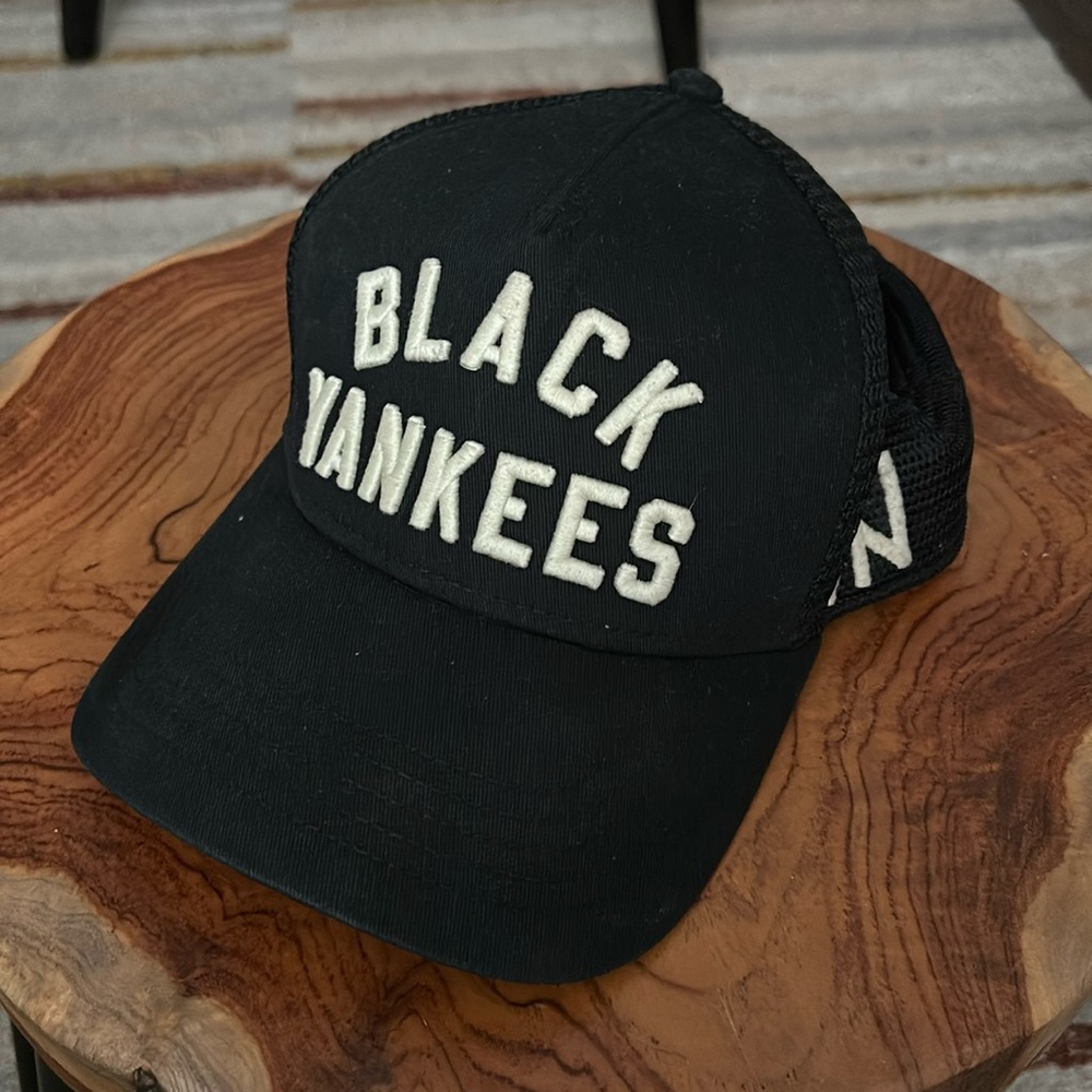 American Needle / Black Yankees Hat